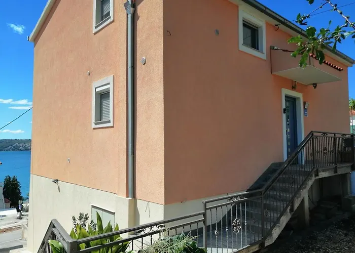 Апартаменты Libetrogir *